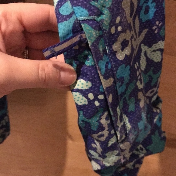 4 for $25
girls columbia coat rip on right arm - Picture 7 of 8